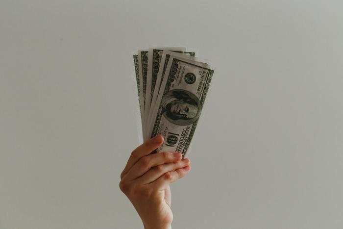 「すぐにお金が入る」おまじない4つ【簡単にできるもの編】