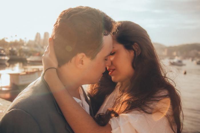 彼氏なのにキスしたくないって思っちゃう！これっておかしい？