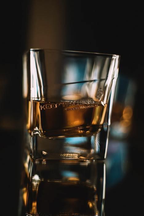 お酒の勢いとノリで