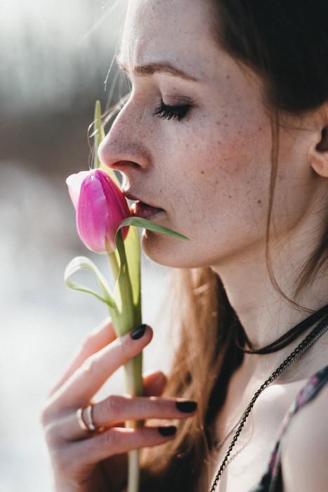 8 ) どちらかの臭いが気になる時はキスにとって最悪のタイミング