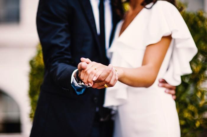 相手が再婚である男性と結婚しようとしている初婚女性の悩みと不安