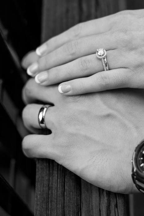 仮面夫婦はなぜ離婚しないの？