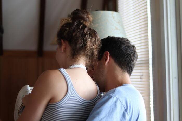 甘えてくる彼氏と上手に付き合って、関係を深めましょう