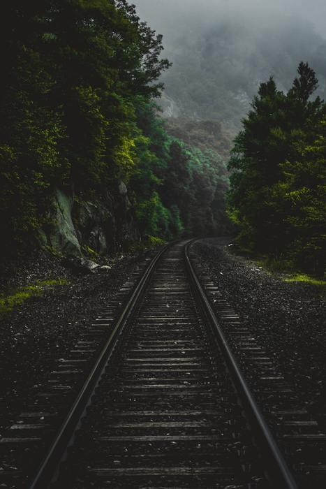 ＜完全無料＞遠距離恋愛はこのまま続くの？相手を待ち続けて良い？生年月日占いで占ってみて！