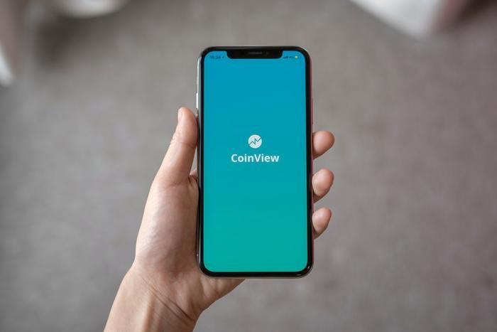 LINEの非表示設定は浮気してるから？男性に聞いてみた