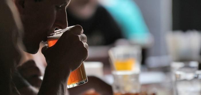 片思い中の彼の心を鷲掴み！男性が飲み会で女性にキュンとする瞬間って？