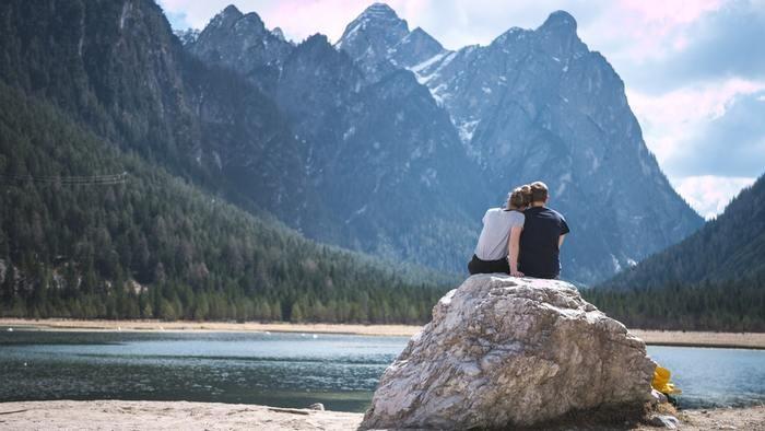 トントン拍子でお付き合い！運命のパートナーを引き寄せる人の共通点と引き寄せ術