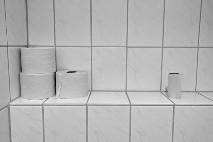 《夢占い》夢の中にトイレットペーパーが出てきた時のメッセージを解読！