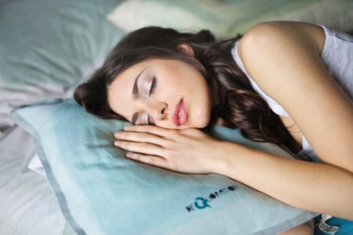 北枕は安眠効果あり！気の流れを円滑する。健康にも良い！