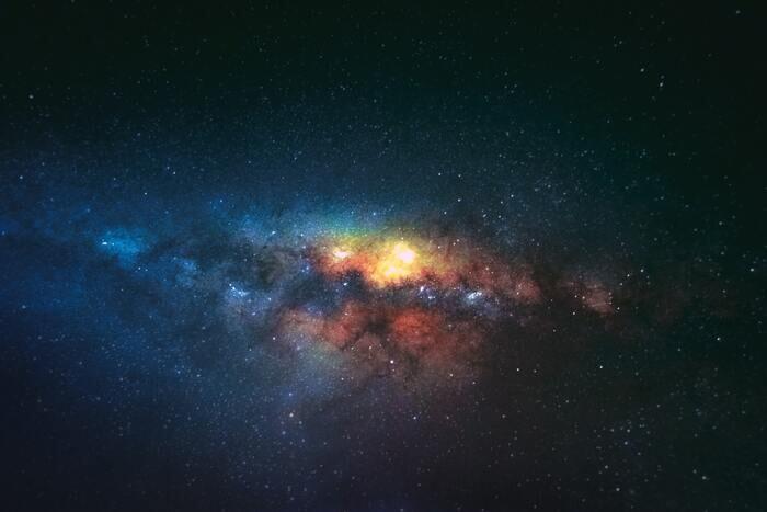 神の目として有名な「せん星雲」の画像